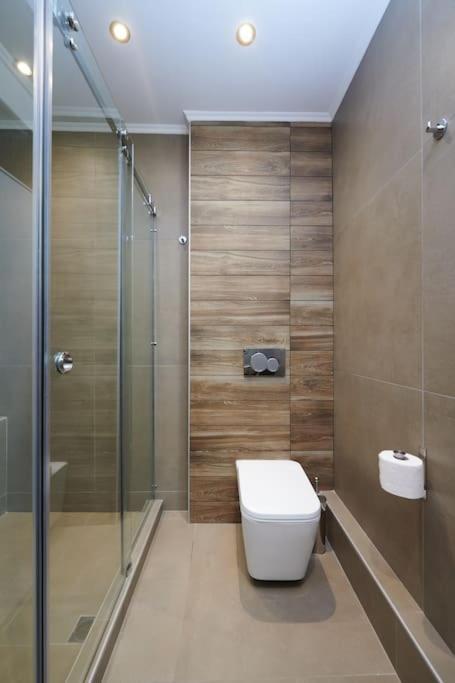 Apartment In The Heart Of The City Афины Экстерьер фото